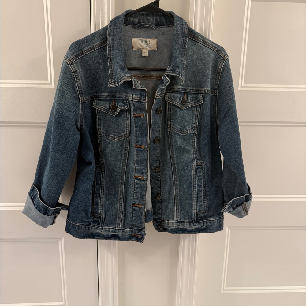 Time and Tru Medium Blue Denim Jacket